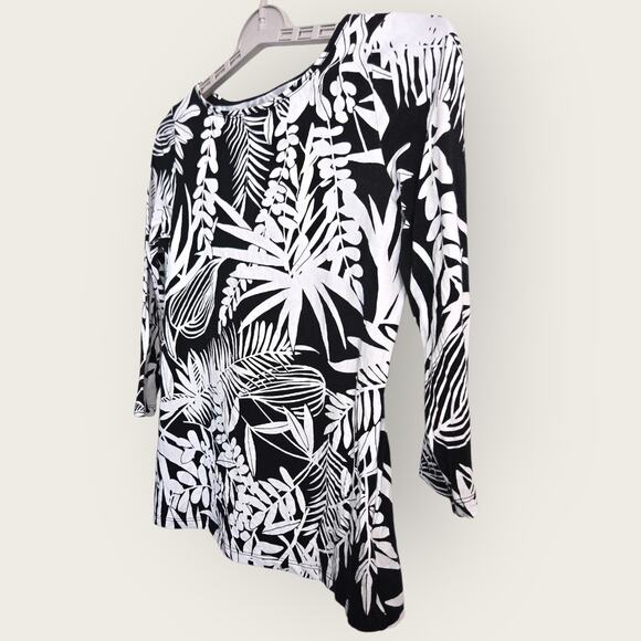 Talbots Petite Small Tee Black White Leaf Print Cotton Blend Long Sleeve Shirt - Picture 5 of 6